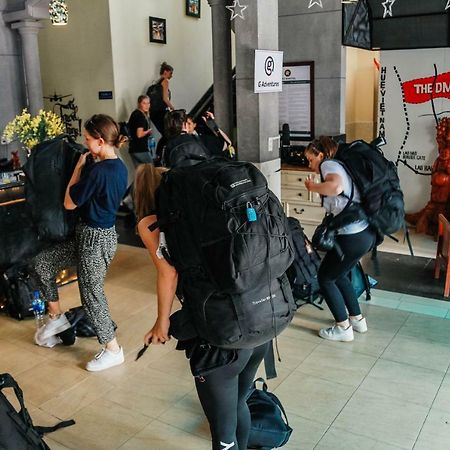 Dmz Hostel Хюэ Экстерьер фото