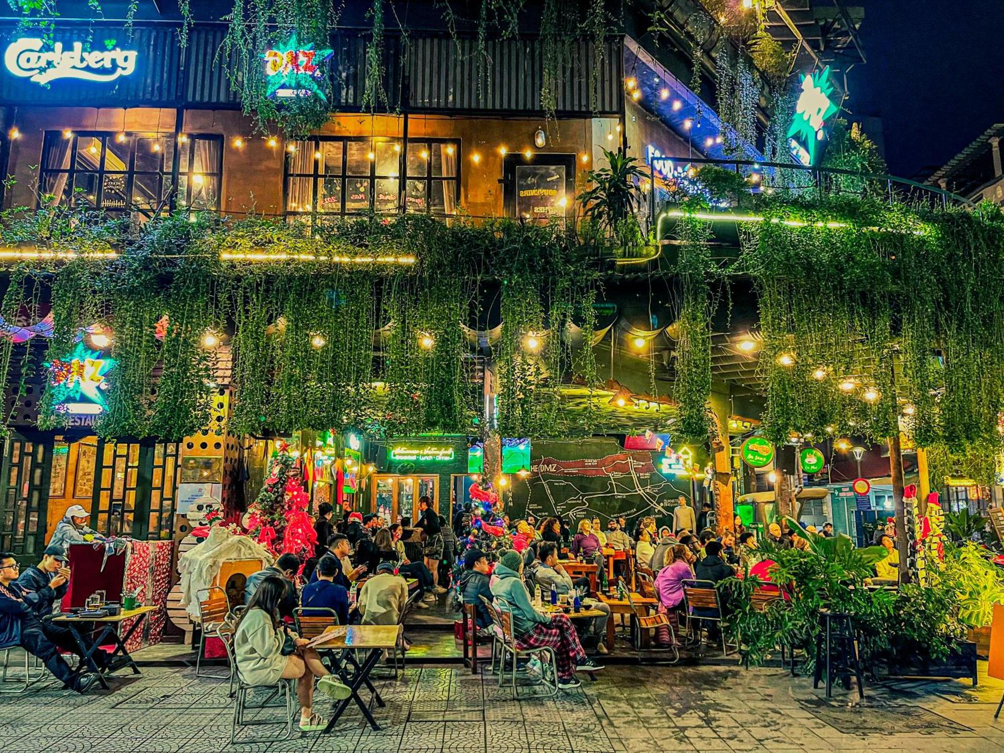 Dmz Hostel Хюэ Экстерьер фото