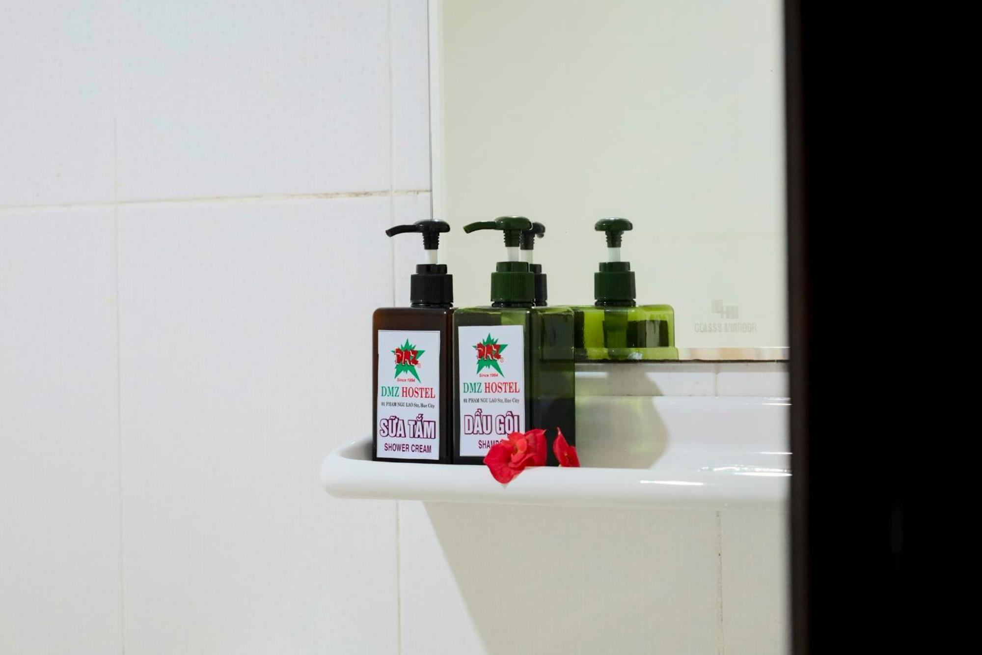 Dmz Hostel Хюэ Экстерьер фото