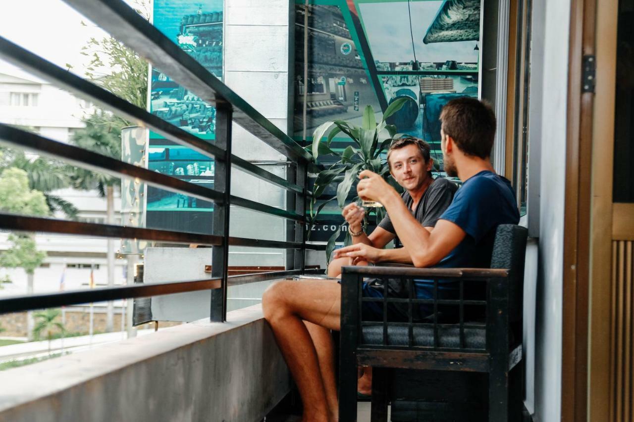 Dmz Hostel Хюэ Экстерьер фото